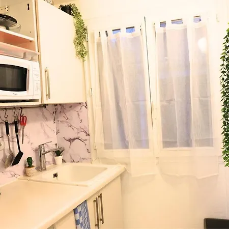 Maisonette 2 Min Du Rer B Free Parking