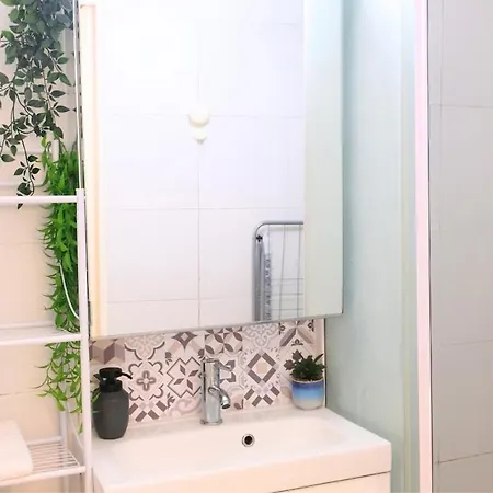 Maisonette 2 Min Du Rer B Free Parking