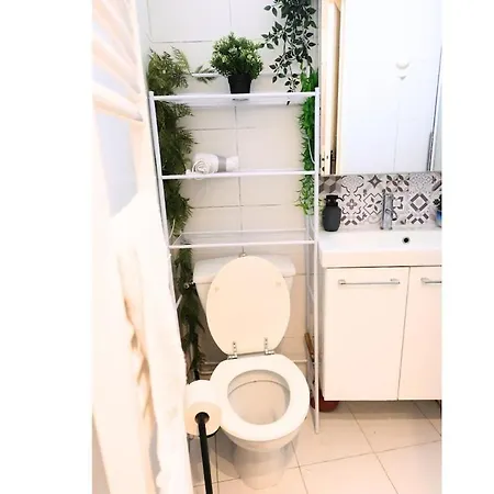 Maisonette 2 Min Du Rer B Free Parking Gentilly